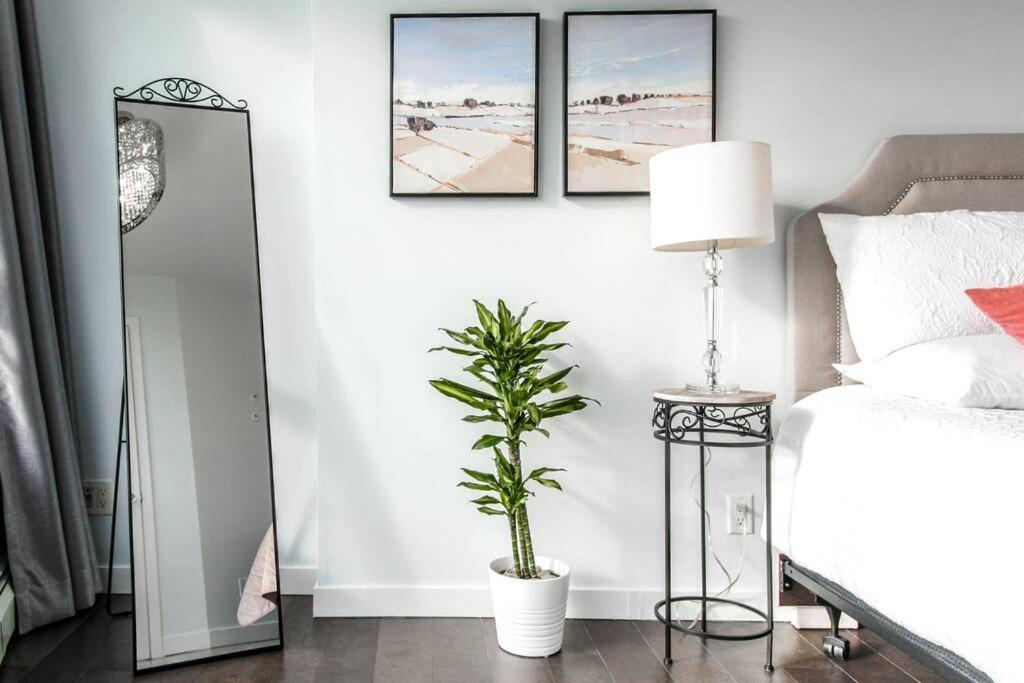 Downtown 1 Bedroom Water View Condo Vancouver Zewnętrze zdjęcie